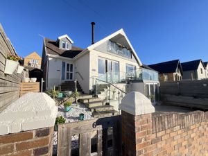 Photo 25- click for photo gallery